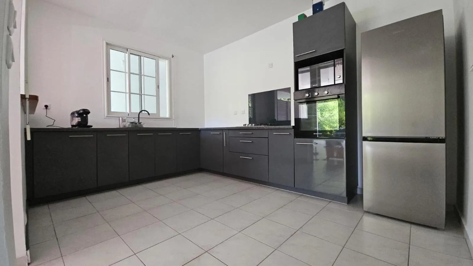 Maison Spacieuse Et Confortable Le Gosier  Сasa de vacaciones