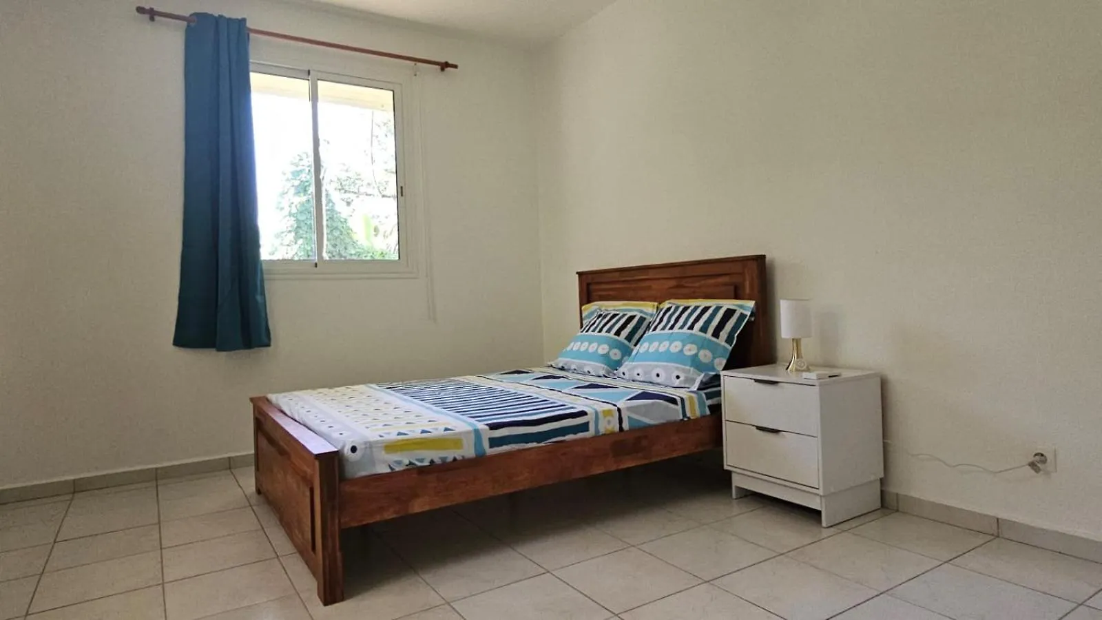 Maison Spacieuse Et Confortable Le Gosier  Le Gosier (Grande-Terre)